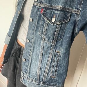 Levi jean jacket
